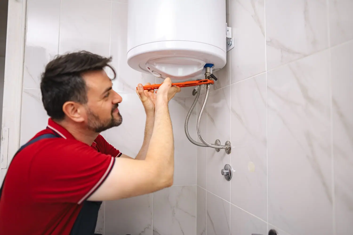 Jak sprawdzić sprawność elektrycznego podgrzewacza wody? Diagnostyka domowa