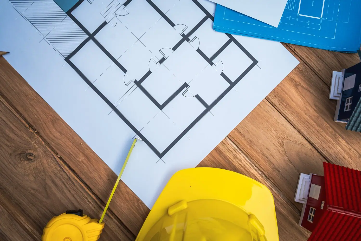 Planowanie etapów budowy domu - harmonogram i priorytet prac